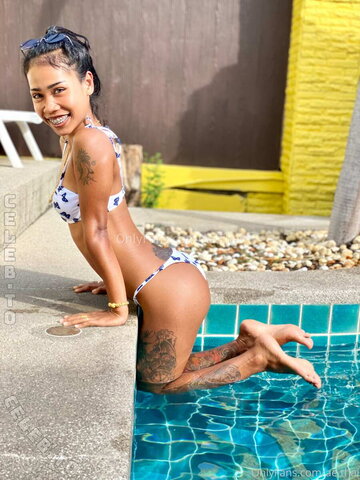 Ae Asia nude photo 70