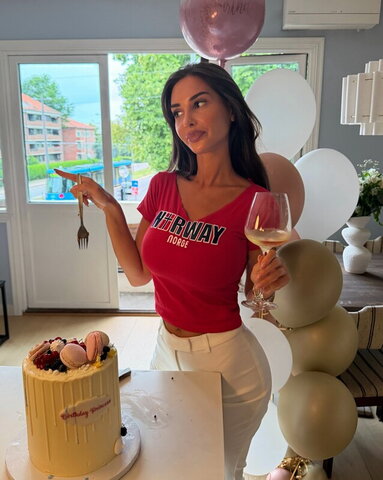 Aetaraa nude photo 27