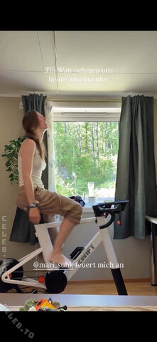 Affe auf Bike photo 6