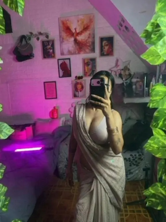 Afr Khan nude photo 2