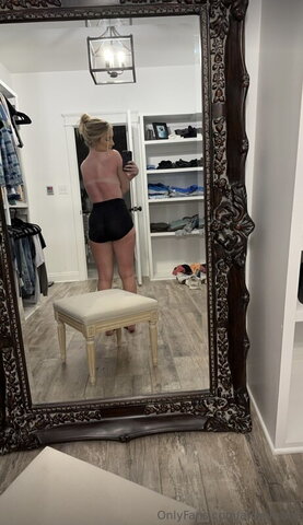 Afreeman2 nude photo 4