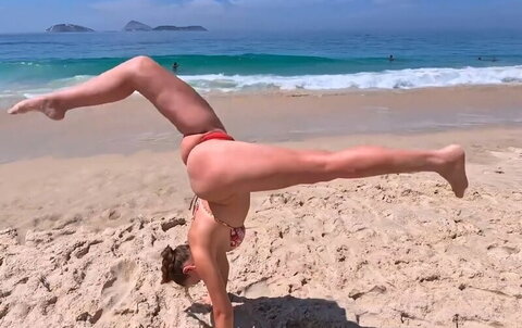 Agustina Boccaloni nude photo 3