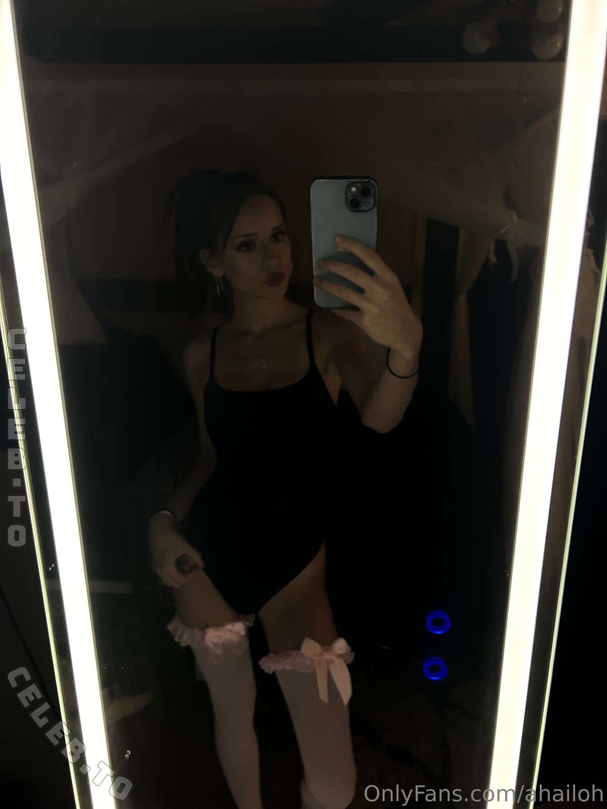 Ahailoh nude photo 3