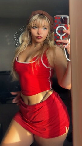 Aiiygatorz Hot (1 photo)