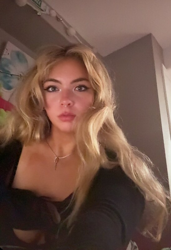 Aiiygatorz nude photo 1