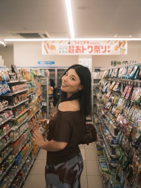 aila.nerve nude photo 4