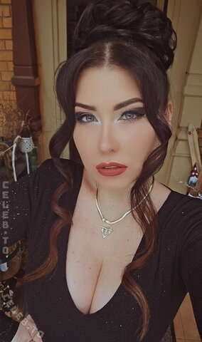 Ailenax nude photo 11