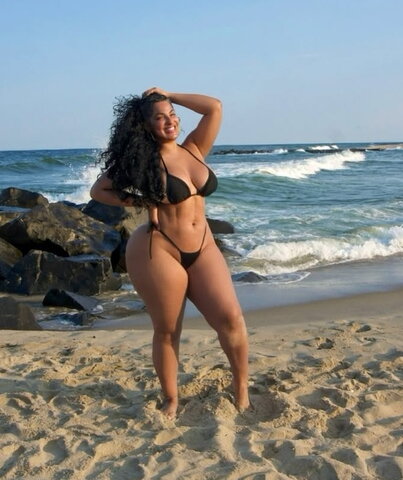 Aimee Ovalles nude photo 45