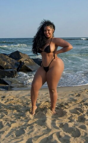 Aimee Ovalles nude photo 44