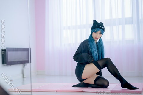 aixshiteruvip nude photo 372