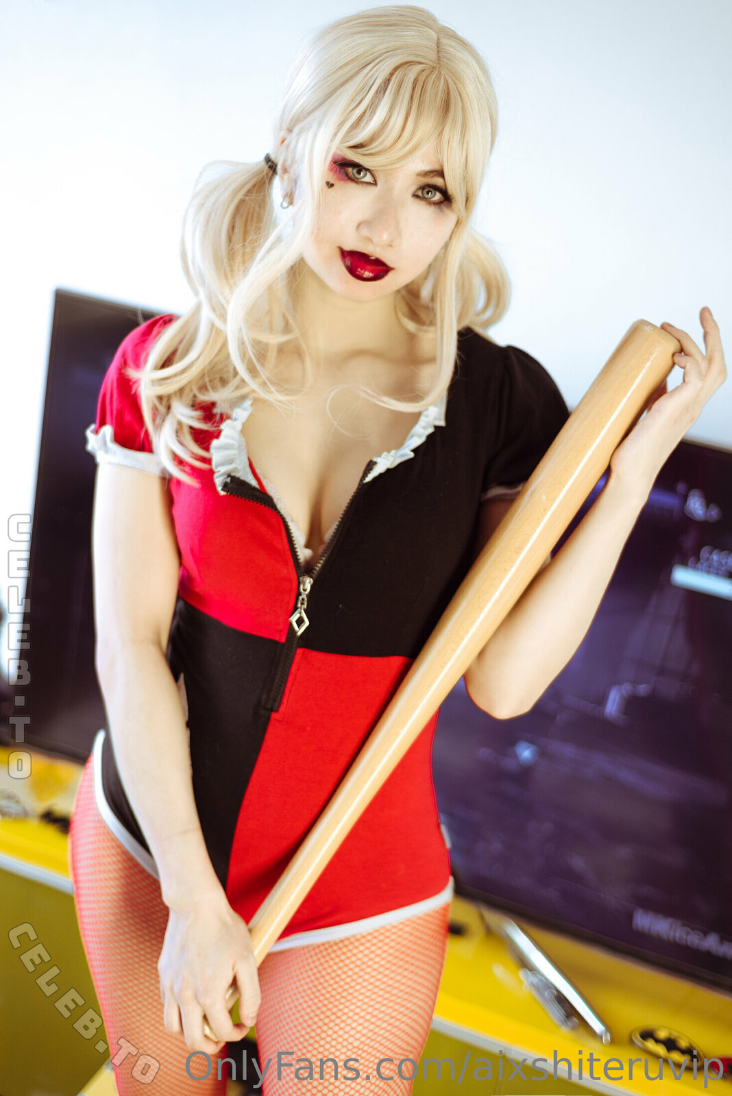 aixshiteruvip nude photo 5