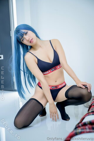 aixshiteruvip nude photo 13