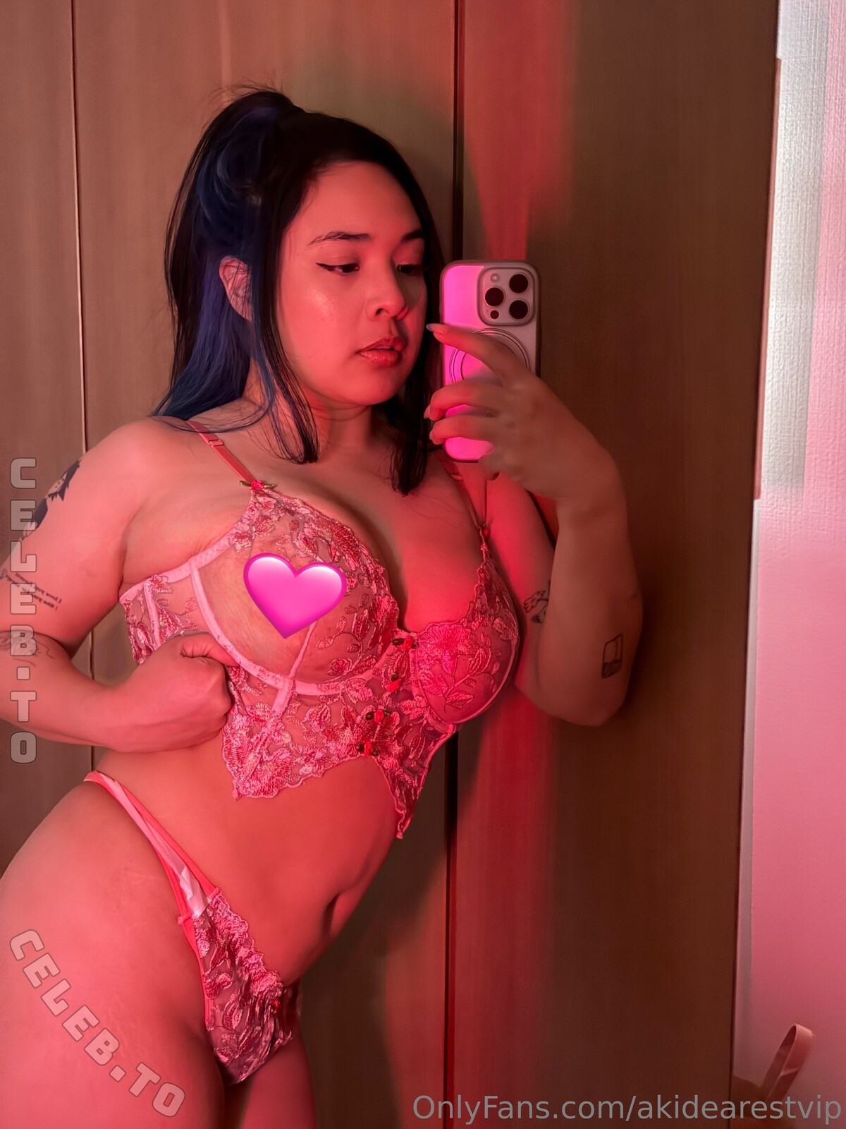 Akidearest nude photo 3