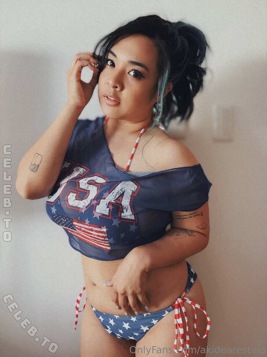 Akidearest nude photo 4