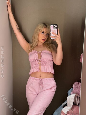 Akkcess nude photo 306