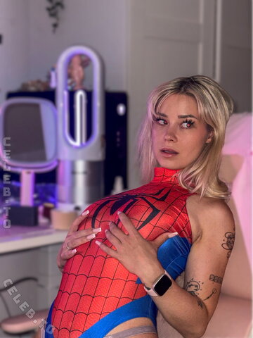 Akkcess nude photo 4