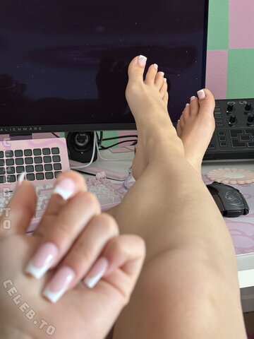 Akkcess – New nails 🫪💅🏼🦶🏽 (from June 30, 2026)