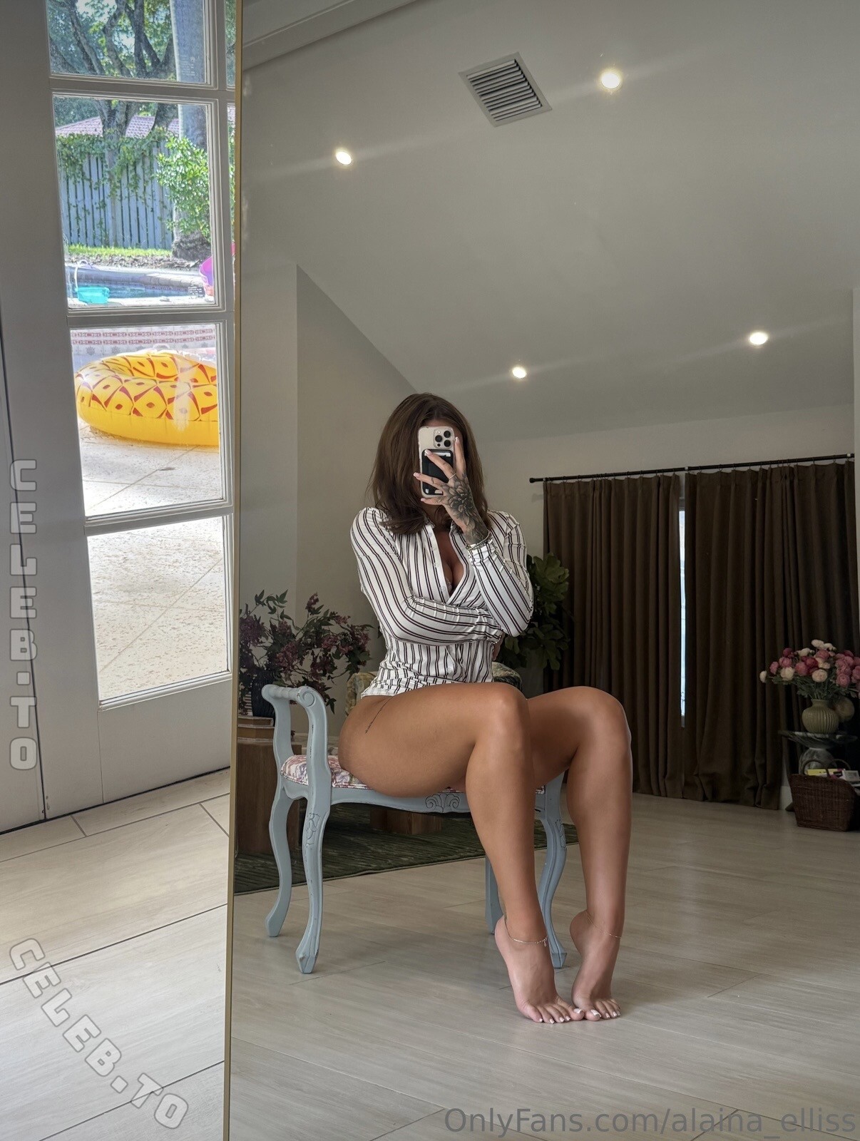 Alaina_ellis nude photo 2