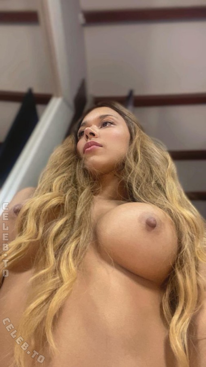 Alana Ten nude photo 1