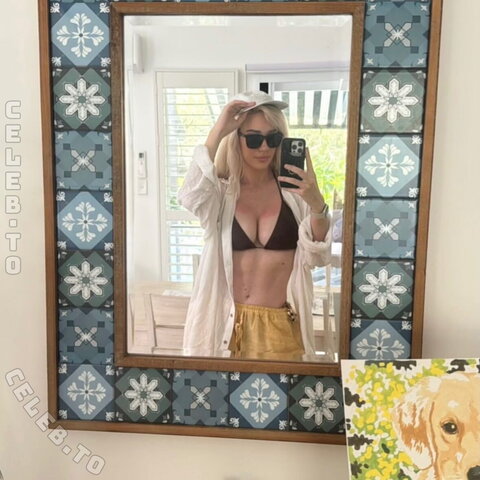 Alanah Pearce Sexy (1 photo)
