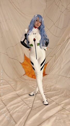 Alcoholy nude photo 9
