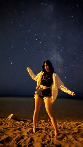 Aldreann nude photo 9