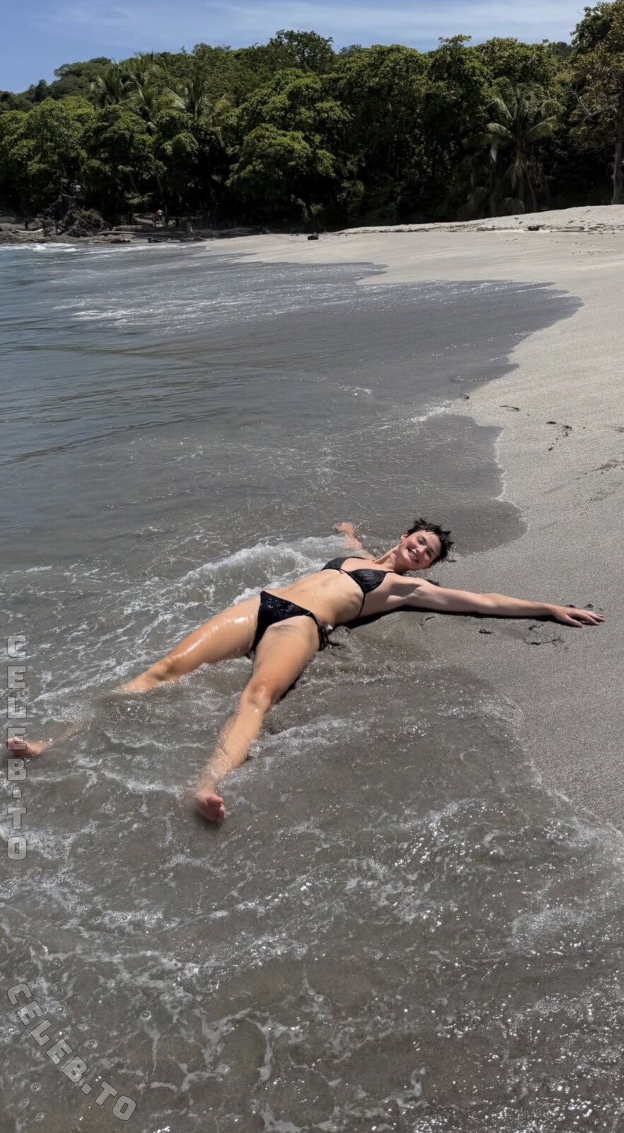 aleandrafrerk / ale4ndra nude photo 4