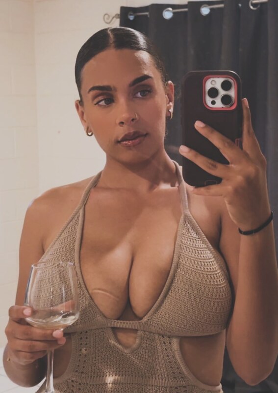Aleighagloriamay nude photo 11