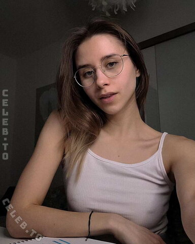 aleksandrasdance nude photo 1