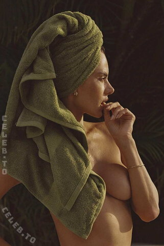 Alessandra Ambrosio nude photo 62