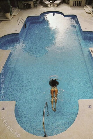 Alessandra Ambrosio nude photo 59