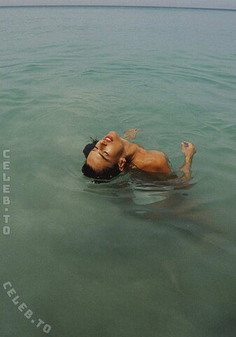 Alessandra Ambrosio nude photo 81