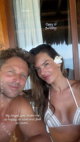 Alessandra Ambrosio nude photo 757