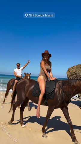 Alessandra Ambrosio nude photo 761