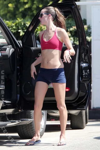 Alessandra Ambrosio nude