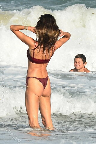 Alessandra Ambrosio nude photo 64