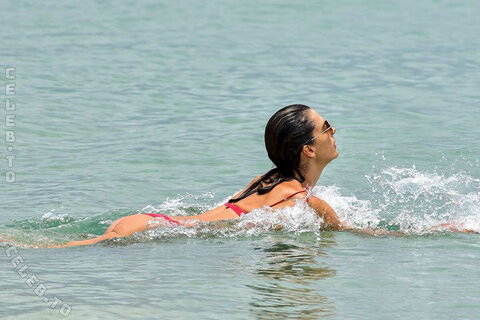 Alessandra Ambrosio nude photo 176