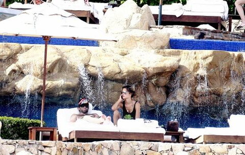 Alessandra Ambrosio photo 2