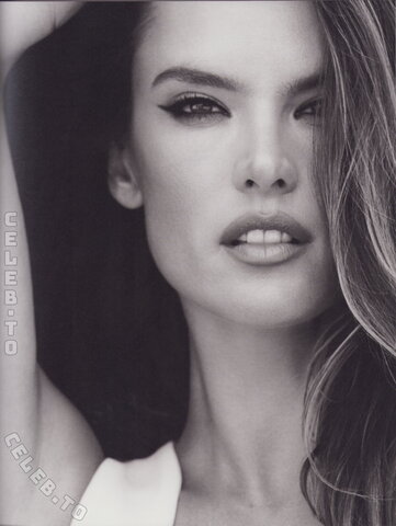 Alessandra Ambrosio nude photo 142