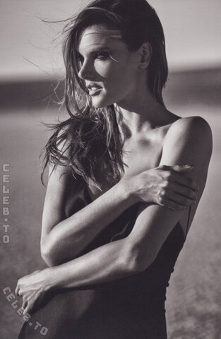 Alessandra Ambrosio nude photo 113