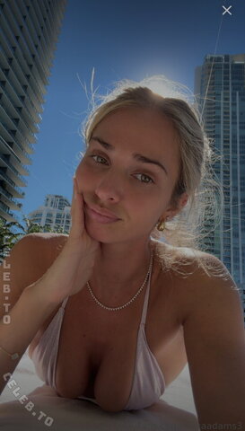 Alexa Adams nude photo 10