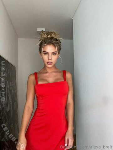 Alexa Breit nude photo 24