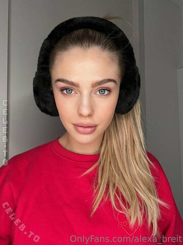 Alexa Breit nude photo 149
