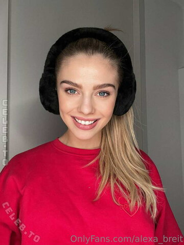 Alexa Breit nude photo 150