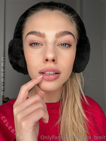 Alexa Breit nude photo 152