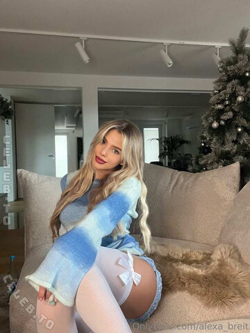 Alexa Breit nude photo 410