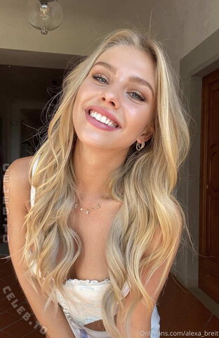 Alexa Breit nude photo 434