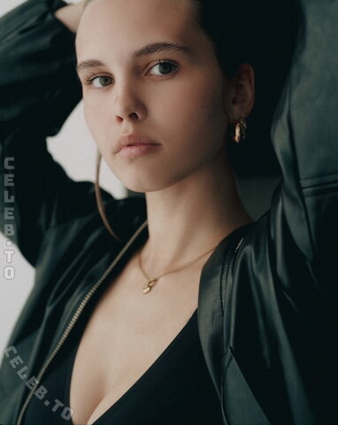 Alexa Wendel nude photo 5