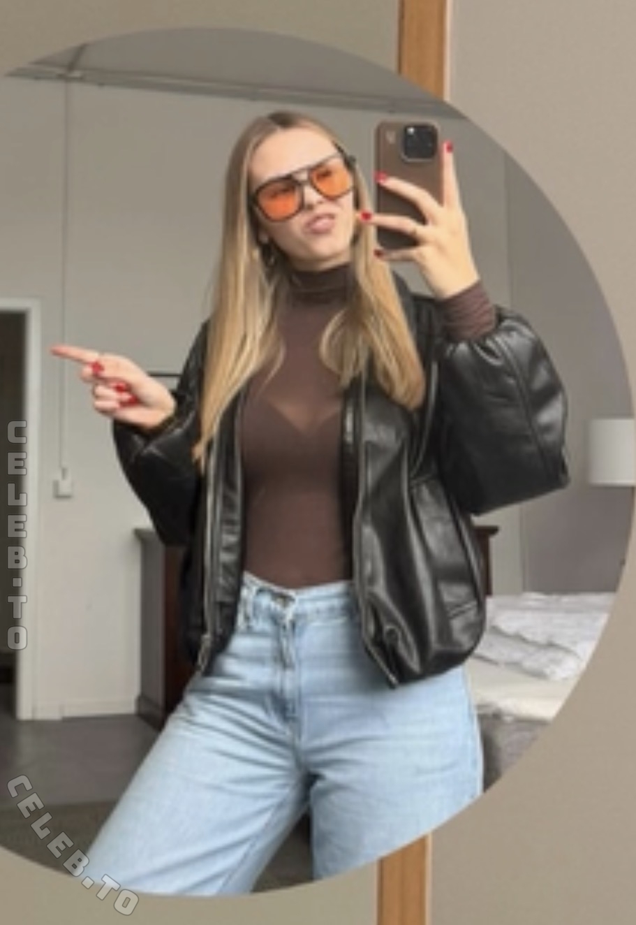 Alexa Wendel nude photo 5