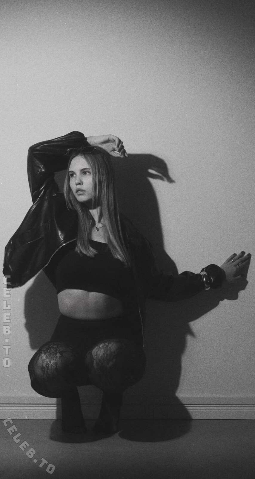 Alexa Wendel nude photo 7